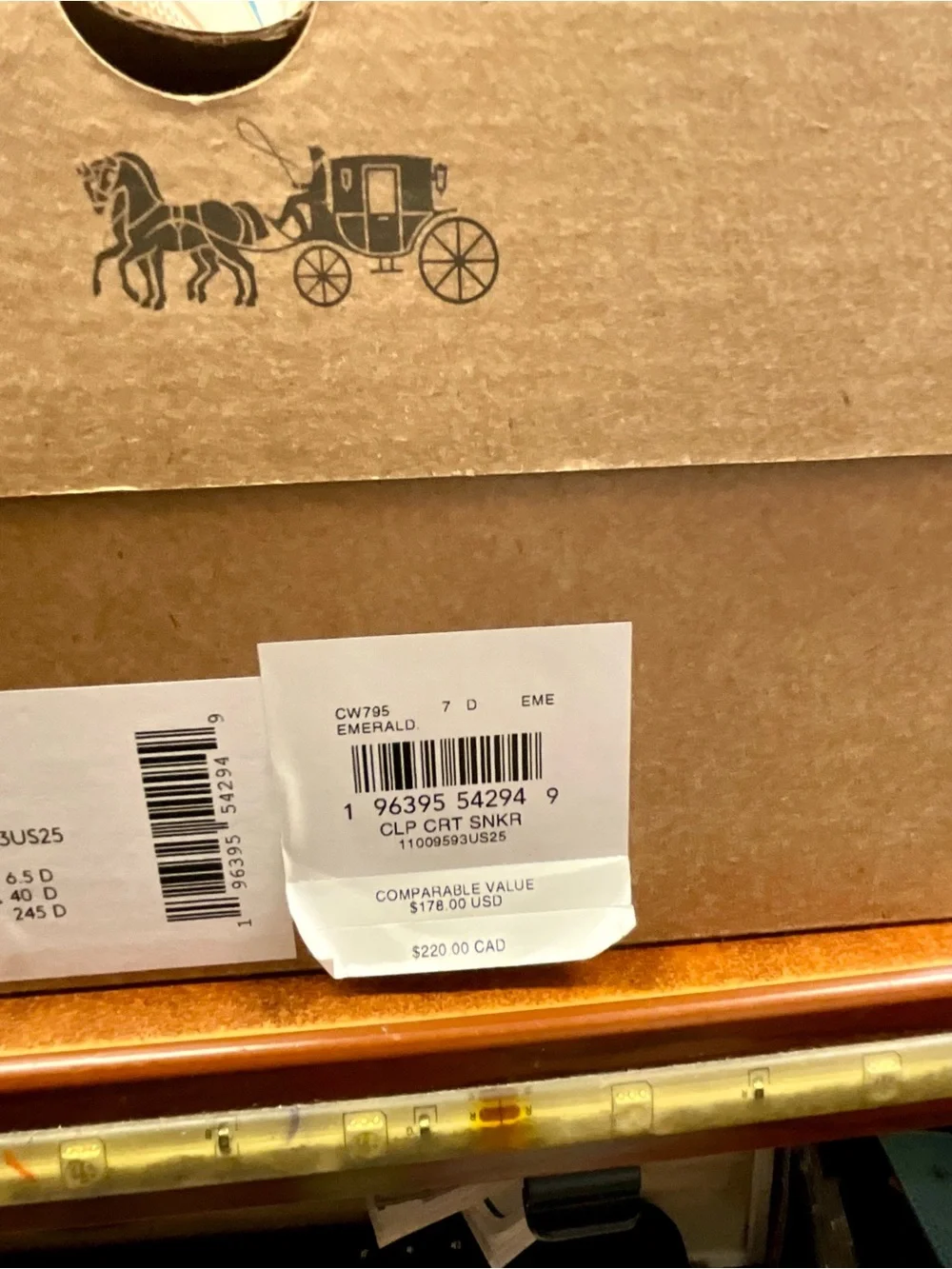 Coach perforated classic collar